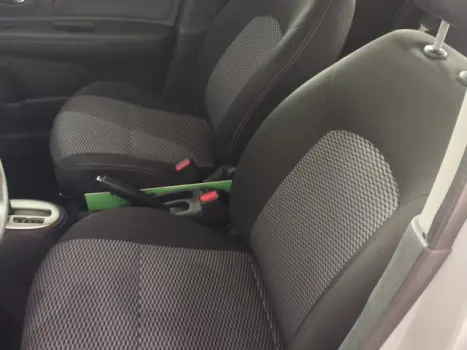 NISSAN March 1.6 16V 4P SV FLEX AUTOM�TICO CVT, Foto 12