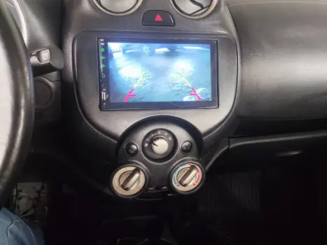 NISSAN March 1.6 16V 4P S FLEX, Foto 9