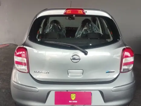 NISSAN March 1.6 16V 4P S FLEX, Foto 15