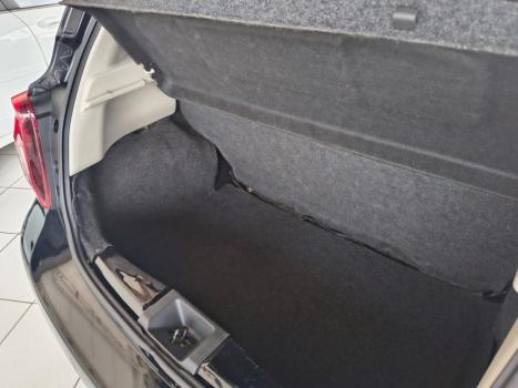 NISSAN March 1.6 16V 4P SL FLEX, Foto 10