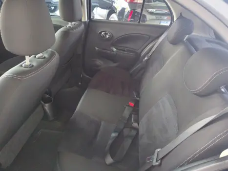 NISSAN March 1.6 16V 4P SL FLEX, Foto 17