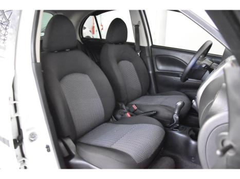 NISSAN March 1.6 16V 4P S FLEX, Foto 5