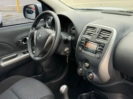 NISSAN March 1.6 16V 4P SV FLEX, Foto 10