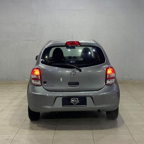 NISSAN March 1.6 16V 4P S FLEX, Foto 4