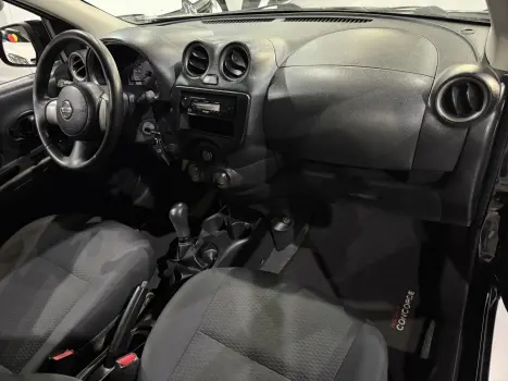 NISSAN March , Foto 11