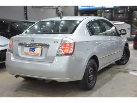 NISSAN Sentra 2.0 16V 4P, Foto 2