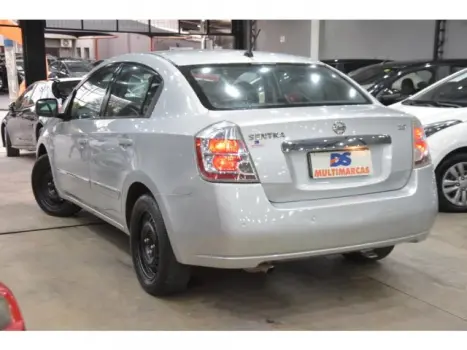 NISSAN Sentra 2.0 16V 4P, Foto 12