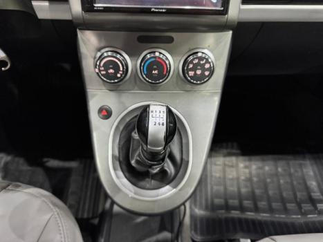 NISSAN Sentra 2.0 16V 4P, Foto 9