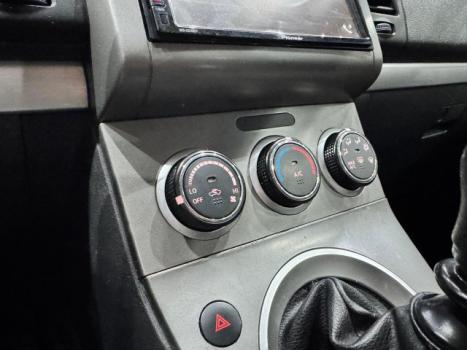 NISSAN Sentra 2.0 16V 4P, Foto 13