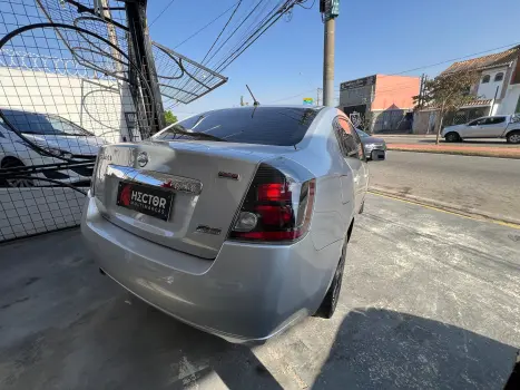 NISSAN Sentra , Foto 2