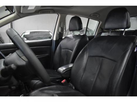 NISSAN Tiida Hatch 1.8 16V 4P SL FLEX AUTOMTICO, Foto 6