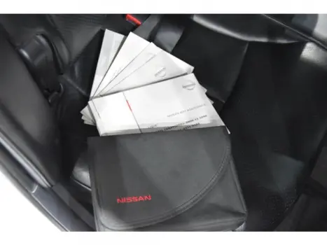 NISSAN Tiida Hatch 1.8 16V 4P SL FLEX AUTOM�TICO, Foto 6