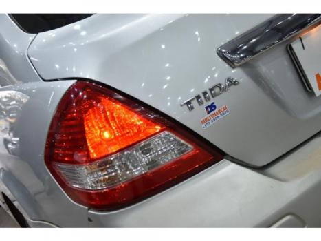 NISSAN Tiida Hatch 1.8 16V 4P S FLEX, Foto 2