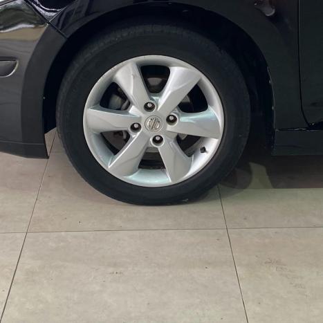 NISSAN Tiida Hatch 1.8 16V 4P SL FLEX, Foto 17