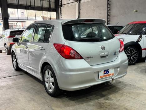 NISSAN Tiida Hatch 1.8 16V 4P SL FLEX AUTOM�TICO, Foto 2