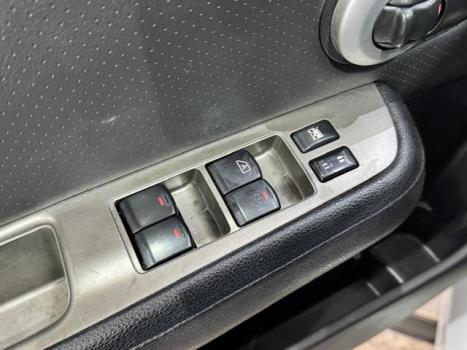 NISSAN Tiida Hatch 1.8 16V 4P SL FLEX AUTOM�TICO, Foto 7