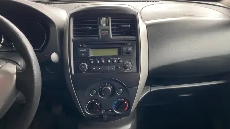 NISSAN Versa Sedan 1.6 16V 4P FLEX SV, Foto 14