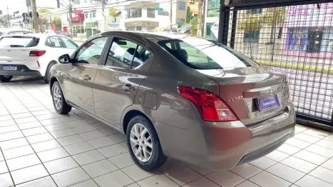 NISSAN Versa Sedan 1.6 16V 4P FLEX SV, Foto 9