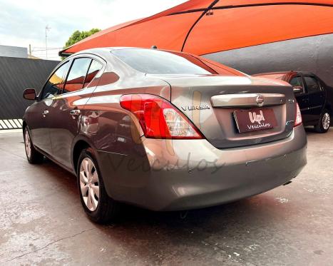 NISSAN Versa Sedan 1.6 16V 4P FLEX SV, Foto 4