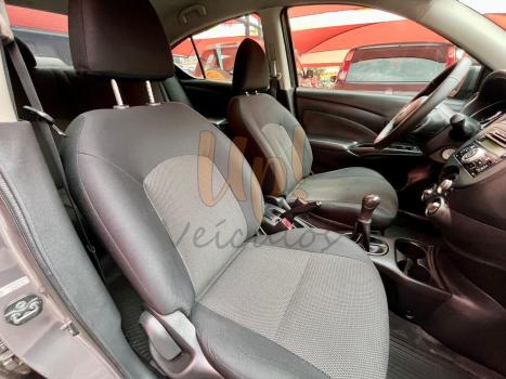 NISSAN Versa Sedan 1.6 16V 4P FLEX SV, Foto 15