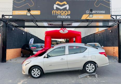 NISSAN Versa Sedan 1.0 4P FLEX, Foto 1