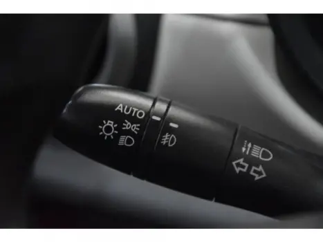 NISSAN Versa Sedan 1.6 16V 4P FLEX SENSE, Foto 14