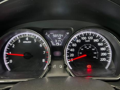 NISSAN Versa Sedan 1.6 16V 4P SV FLEX XTRONIC AUTOM�TICO CVT, Foto 6
