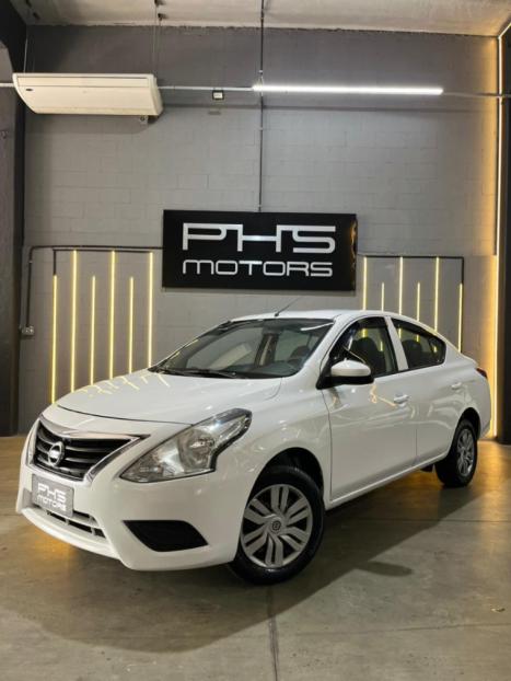 NISSAN Versa Sedan 1.0 4P FLEX, Foto 1