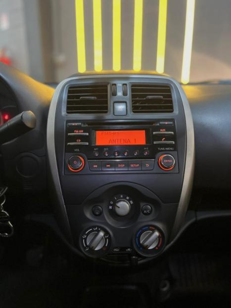 NISSAN Versa Sedan 1.0 4P FLEX, Foto 15