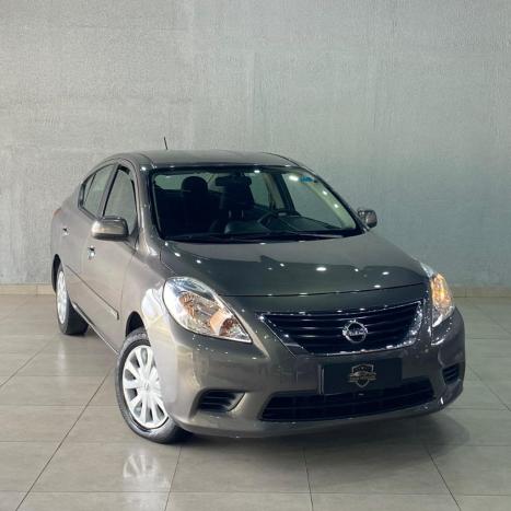 NISSAN Versa Sedan 1.6 16V 4P FLEX SV, Foto 1