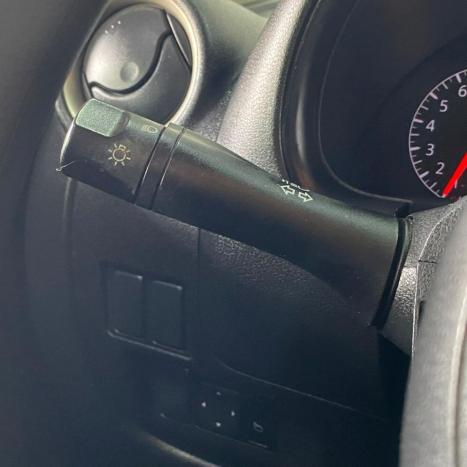 NISSAN Versa Sedan 1.6 16V 4P FLEX SV, Foto 9