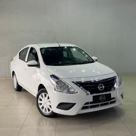 NISSAN Versa Sedan 1.6 16V 4P FLEX S, Foto 1