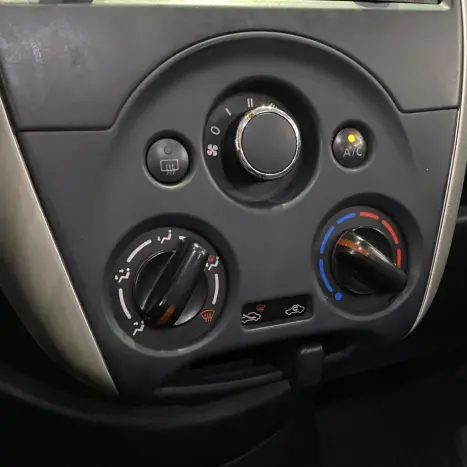 NISSAN Versa Sedan 1.6 16V 4P FLEX S, Foto 10
