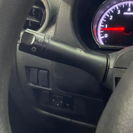 NISSAN Versa Sedan 1.6 16V 4P FLEX S, Foto 16