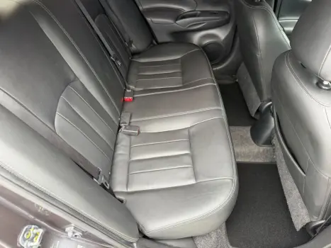 NISSAN Versa Sedan 1.6 16V 4P FLEX SL, Foto 13