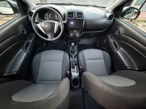 NISSAN Versa Sedan 1.0 4P FLEX, Foto 10