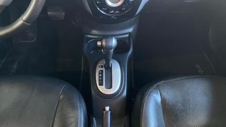 NISSAN Versa Sedan 1.6 16V 4P UNIQUE FLEX XTRONIC AUTOM�TICO CVT, Foto 13
