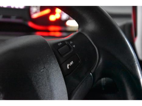 PEUGEOT 2008 , Foto 12