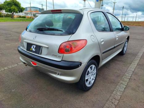 PEUGEOT 206 1.4 4P PRESENCE, Foto 7 PEUGEOT 206 1.4 4P PRESENCE, Foto 7