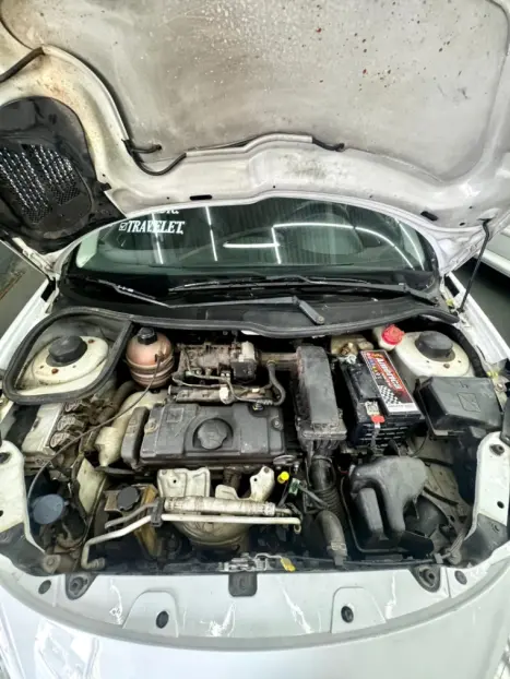 PEUGEOT 207 Hatch 1.4 4P XR FLEX, Foto 12