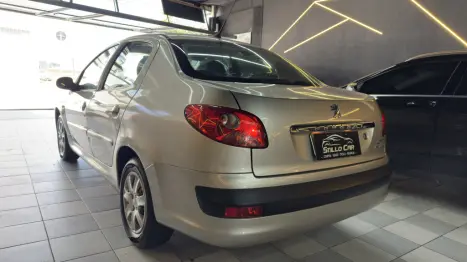 PEUGEOT 207 Sedan 1.4 4P PASSION XR FLEX, Foto 5