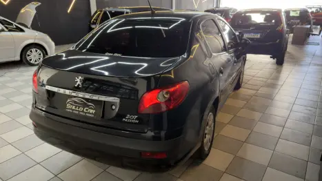 PEUGEOT 207 Sedan 1.4 4P PASSION SPORT XR FLEX, Foto 2
