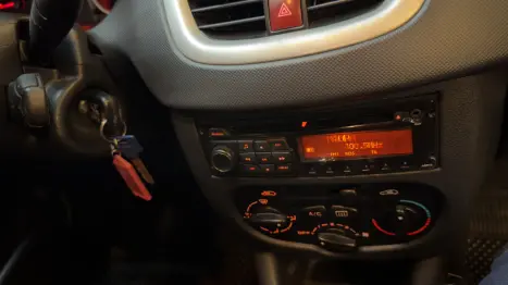 PEUGEOT 207 Sedan 1.4 4P PASSION SPORT XR FLEX, Foto 9