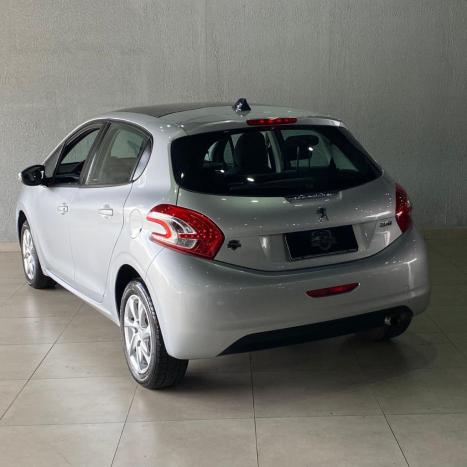 PEUGEOT 208 1.5 4P FLEX ALLURE, Foto 2