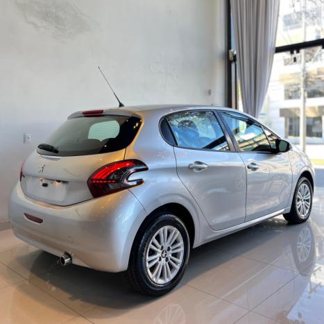 PEUGEOT 208 1.6 16V 4P FLEX ACTIVE AT6 AUTOM�TICO, Foto 17