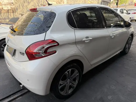 PEUGEOT 208 1.6 16V 4P FLEX GRIFFE AUTOM�TICO, Foto 5