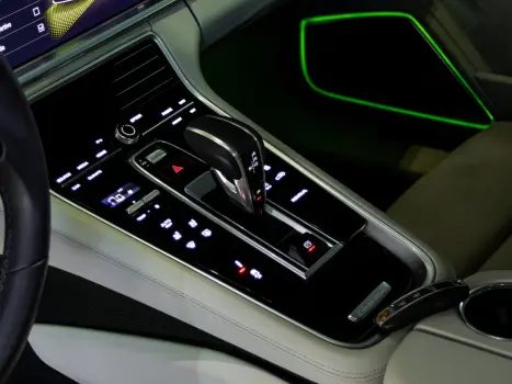 PORSCHE Panamera 4.0 32V V8 4P E-HYBRID S PDK TURBO AUTOM�TICO, Foto 31