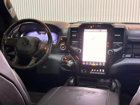 RAM 1500 5.7 V8 LIIMITED CABINE DUPLA 4X4 AUTOM�TICO, Foto 10