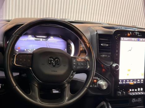 RAM 1500 5.7 V8 LIIMITED CABINE DUPLA 4X4 AUTOM�TICO, Foto 13