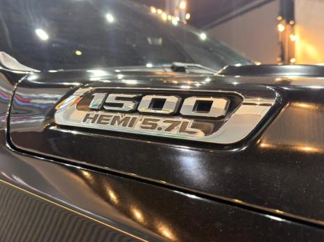 RAM 1500 5.7 V8 LIIMITED CABINE DUPLA 4X4 AUTOM�TICO, Foto 31